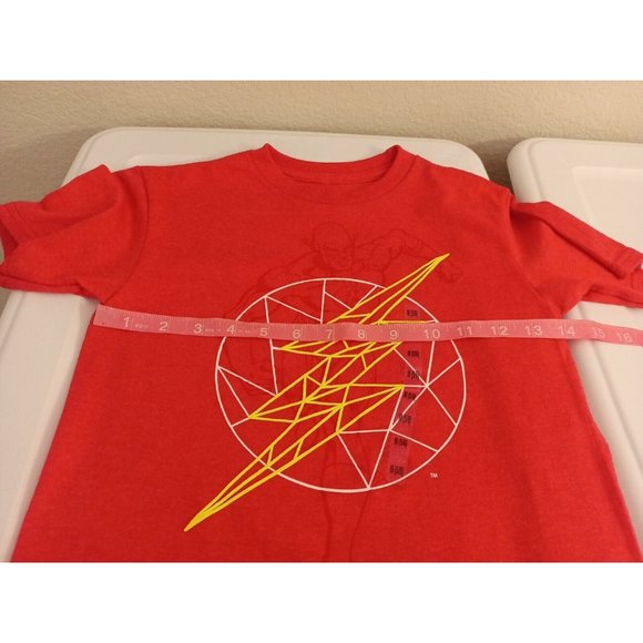 NWT Boys The Flash Red Crew Neck T-Shirt Size 5/6 - Picture 5 of 6